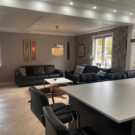 Apartment Uddevalla Bohuslaen Bubbelbad 외부 사진