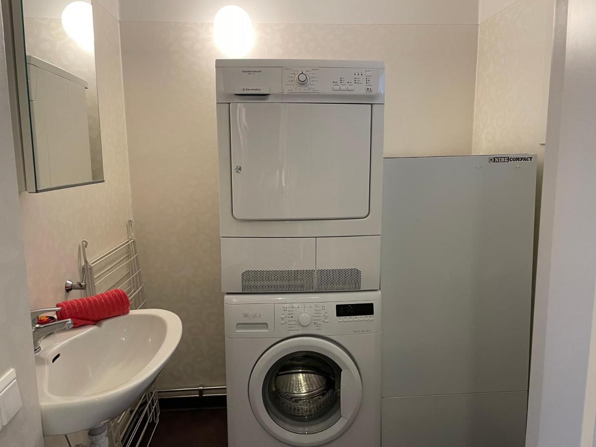 Apartment Uddevalla Bohuslaen Bubbelbad 외부 사진