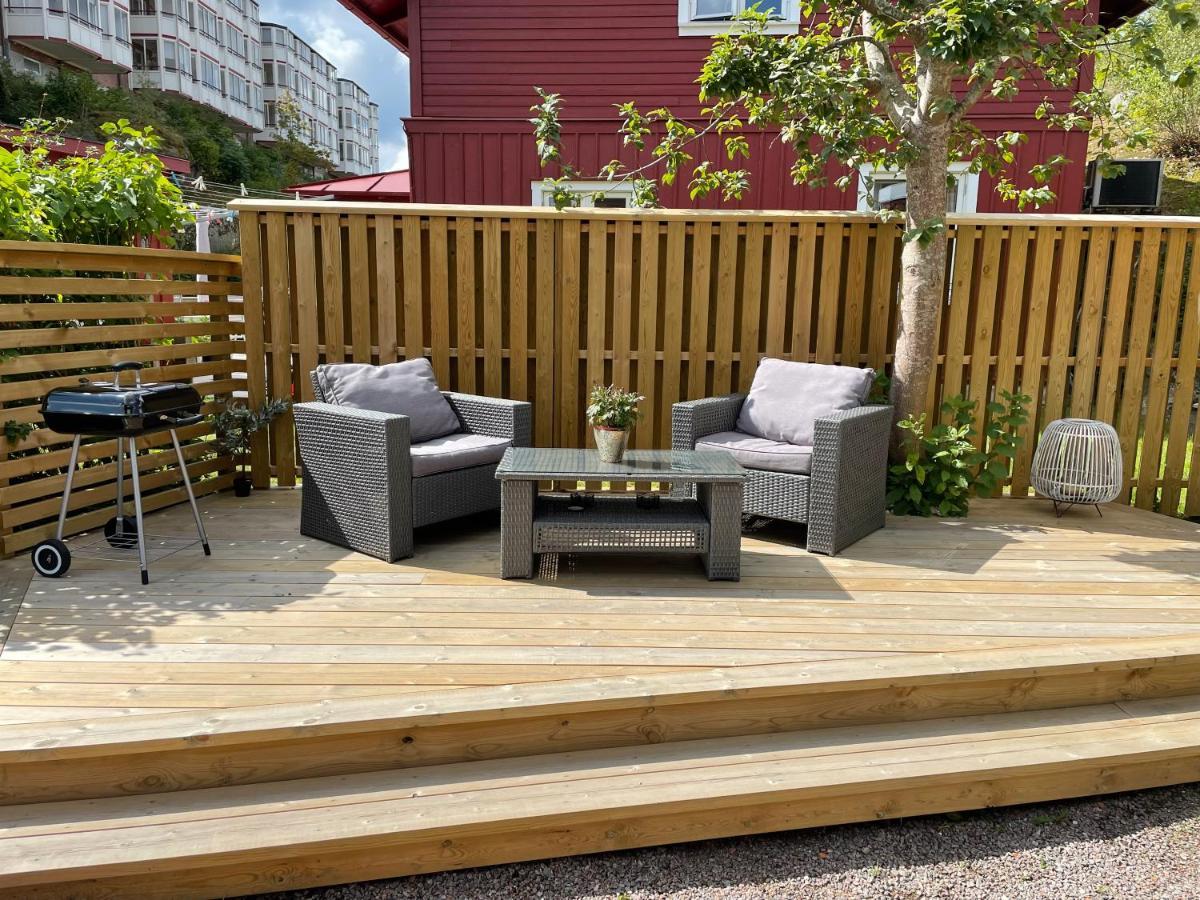 Apartment Uddevalla Bohuslaen Bubbelbad 외부 사진