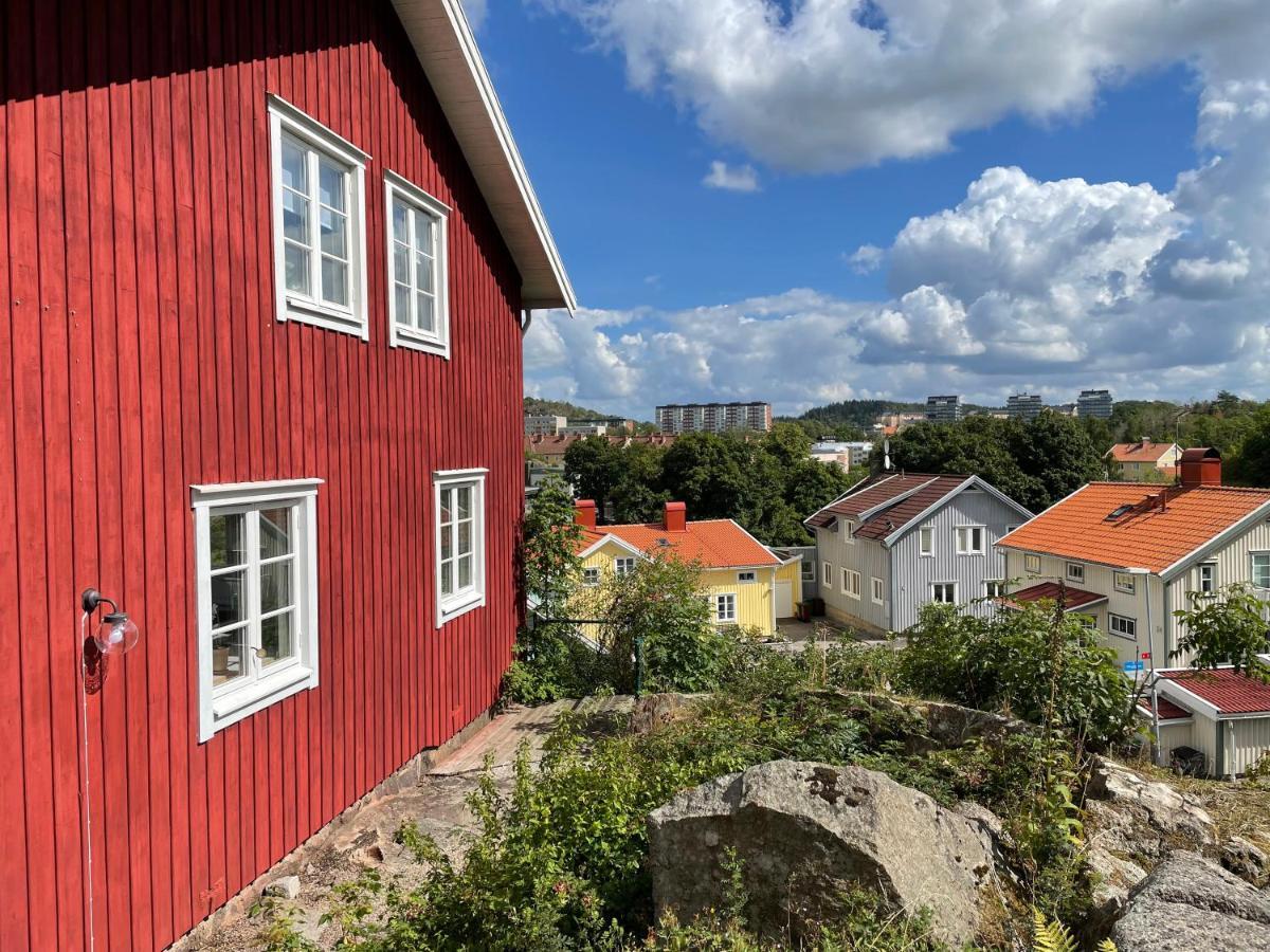 Apartment Uddevalla Bohuslaen Bubbelbad 외부 사진