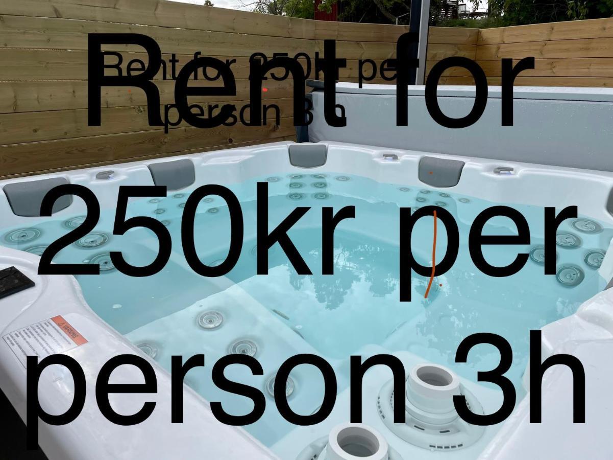 Apartment Uddevalla Bohuslaen Bubbelbad 외부 사진